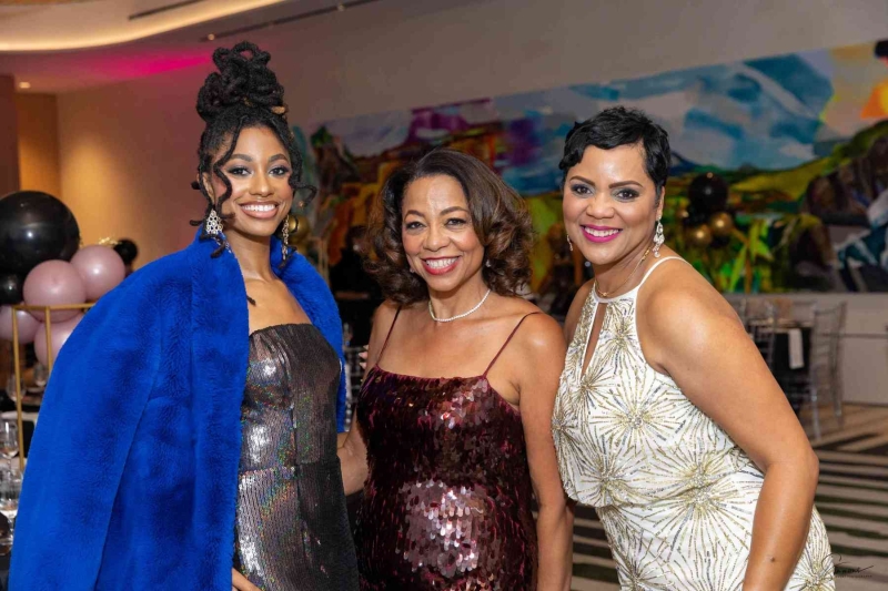 DIAMONDS-PEARLS_A-NYE-AFFAIR-2025-112