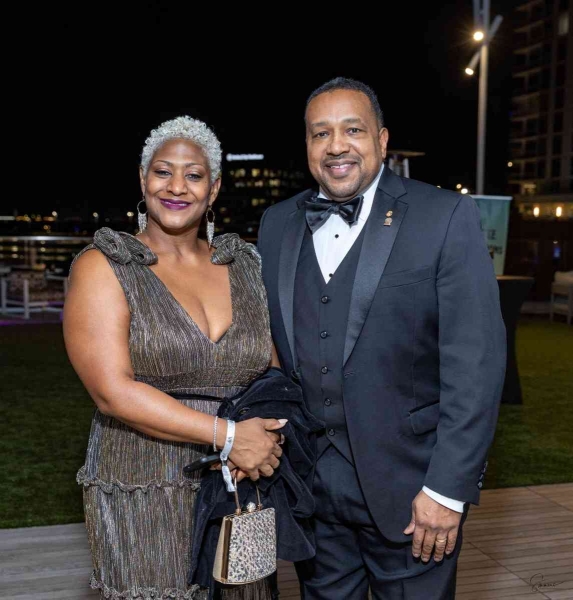 DIAMONDS-PEARLS_A-NYE-AFFAIR-2025-114