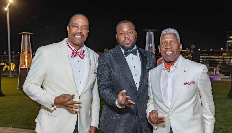 DIAMONDS-PEARLS_A-NYE-AFFAIR-2025-125