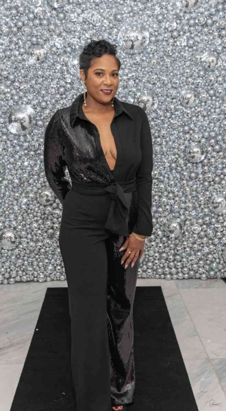 DIAMONDS-PEARLS_A-NYE-AFFAIR-2025-143