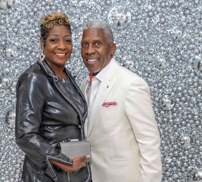 DIAMONDS-PEARLS_A-NYE-AFFAIR-2025-146