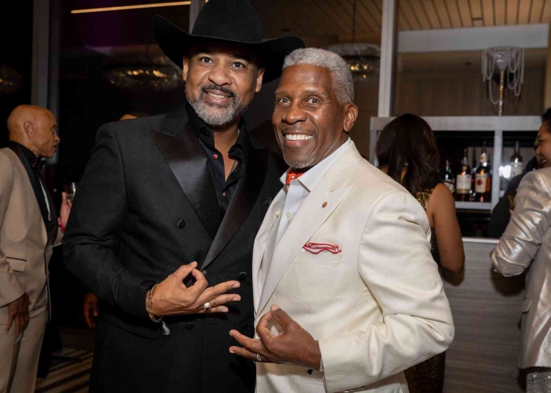 DIAMONDS-PEARLS_A-NYE-AFFAIR-2025-165