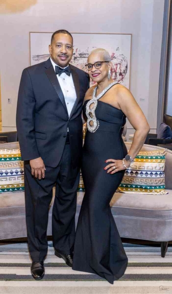 DIAMONDS-PEARLS_A-NYE-AFFAIR-2025-17