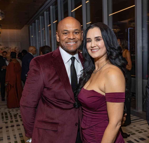 DIAMONDS-PEARLS_A-NYE-AFFAIR-2025-171