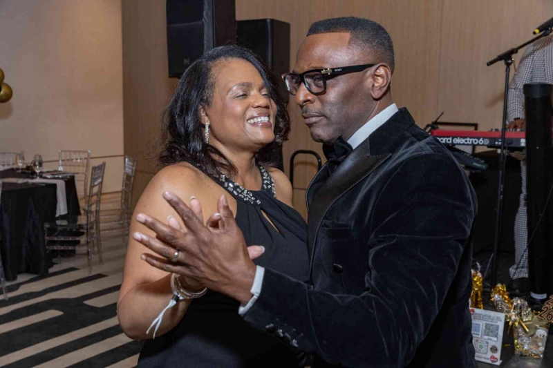 DIAMONDS-PEARLS_A-NYE-AFFAIR-2025-196