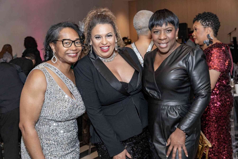 DIAMONDS-PEARLS_A-NYE-AFFAIR-2025-202