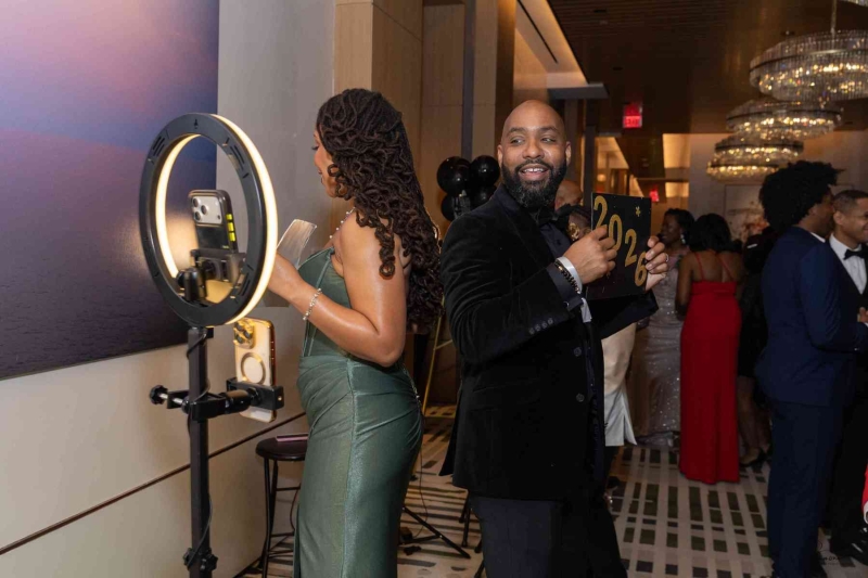 DIAMONDS-PEARLS_A-NYE-AFFAIR-2025-205