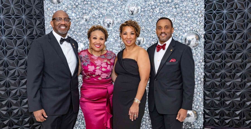 DIAMONDS-PEARLS_A-NYE-AFFAIR-2025-210