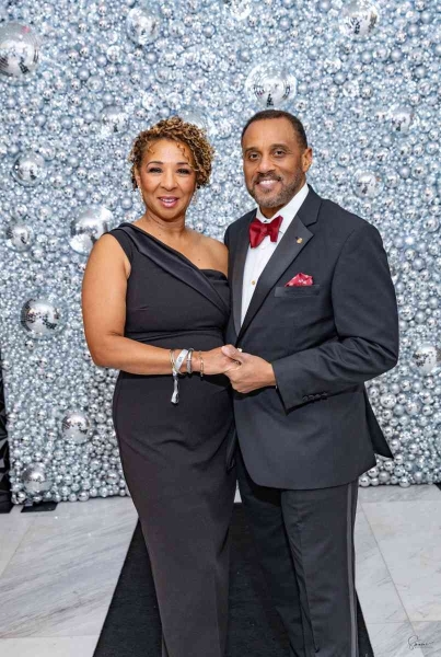 DIAMONDS-PEARLS_A-NYE-AFFAIR-2025-211
