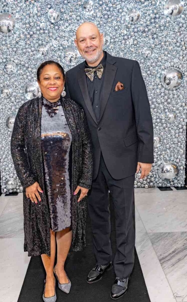 DIAMONDS-PEARLS_A-NYE-AFFAIR-2025-215