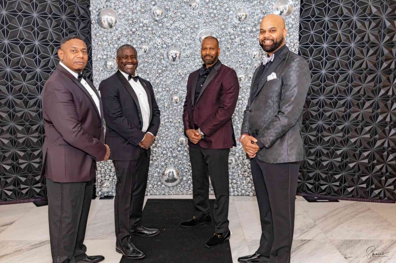 DIAMONDS-PEARLS_A-NYE-AFFAIR-2025-228