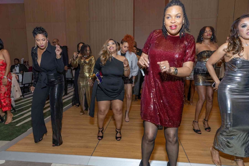 DIAMONDS-PEARLS_A-NYE-AFFAIR-2025-245