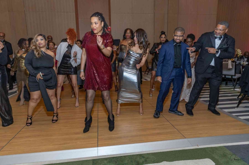 DIAMONDS-PEARLS_A-NYE-AFFAIR-2025-246