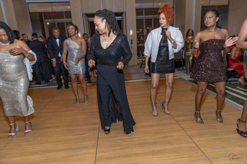 DIAMONDS-PEARLS_A-NYE-AFFAIR-2025-250