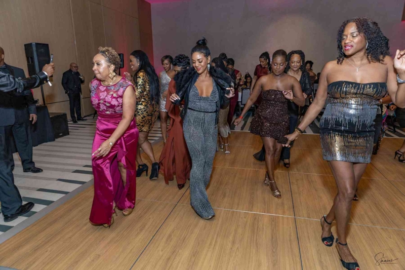 DIAMONDS-PEARLS_A-NYE-AFFAIR-2025-255