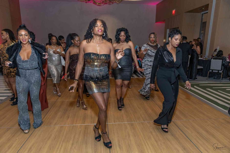 DIAMONDS-PEARLS_A-NYE-AFFAIR-2025-256