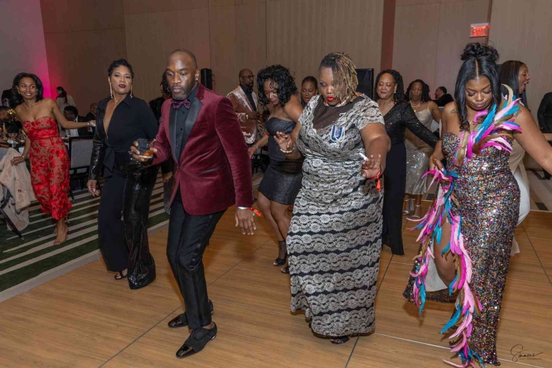 DIAMONDS-PEARLS_A-NYE-AFFAIR-2025-262