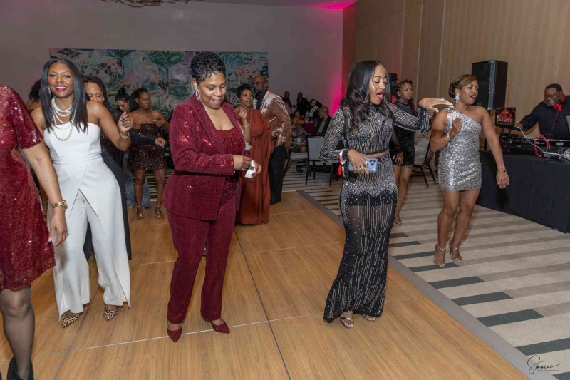 DIAMONDS-PEARLS_A-NYE-AFFAIR-2025-263