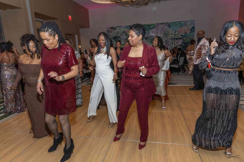 DIAMONDS-PEARLS_A-NYE-AFFAIR-2025-264