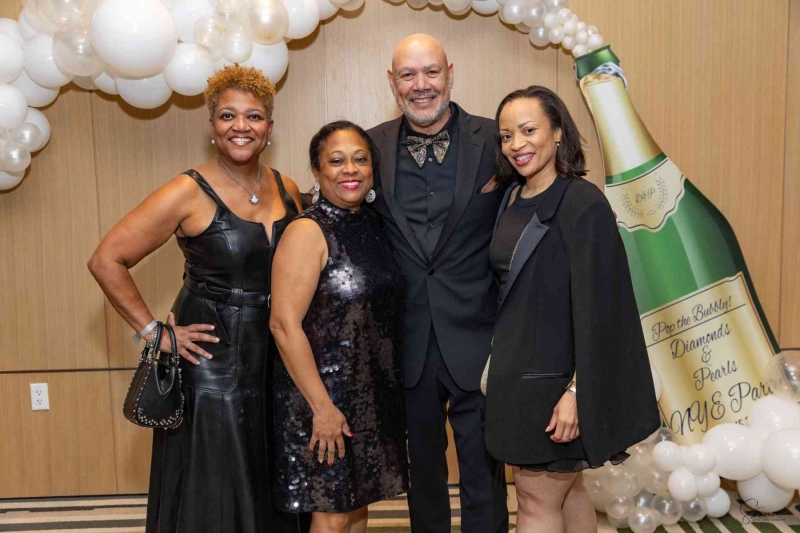 DIAMONDS-PEARLS_A-NYE-AFFAIR-2025-267