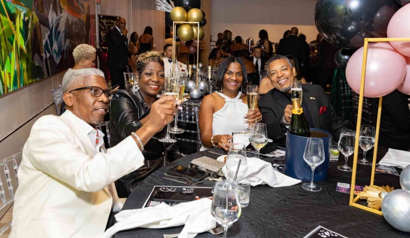 DIAMONDS-PEARLS_A-NYE-AFFAIR-2025-276