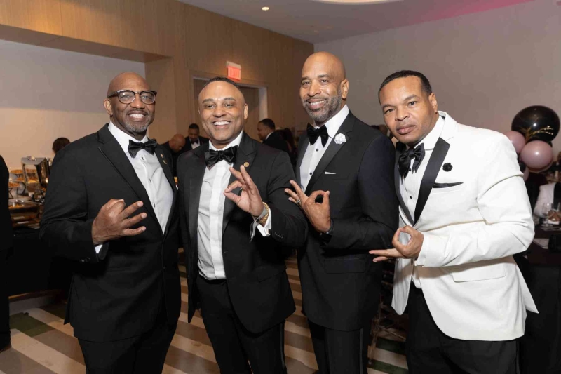 DIAMONDS-PEARLS_A-NYE-AFFAIR-2025-299