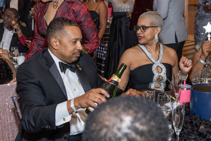 DIAMONDS-PEARLS_A-NYE-AFFAIR-2025-310