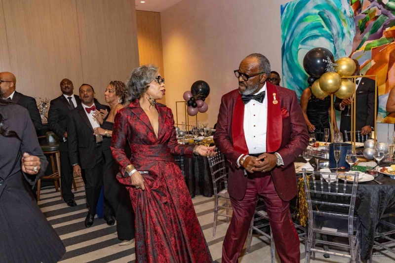 DIAMONDS-PEARLS_A-NYE-AFFAIR-2025-342