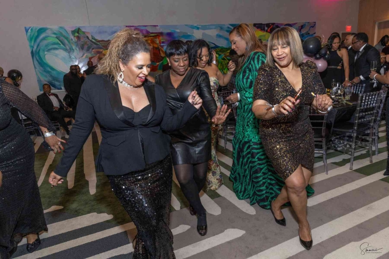 DIAMONDS-PEARLS_A-NYE-AFFAIR-2025-346