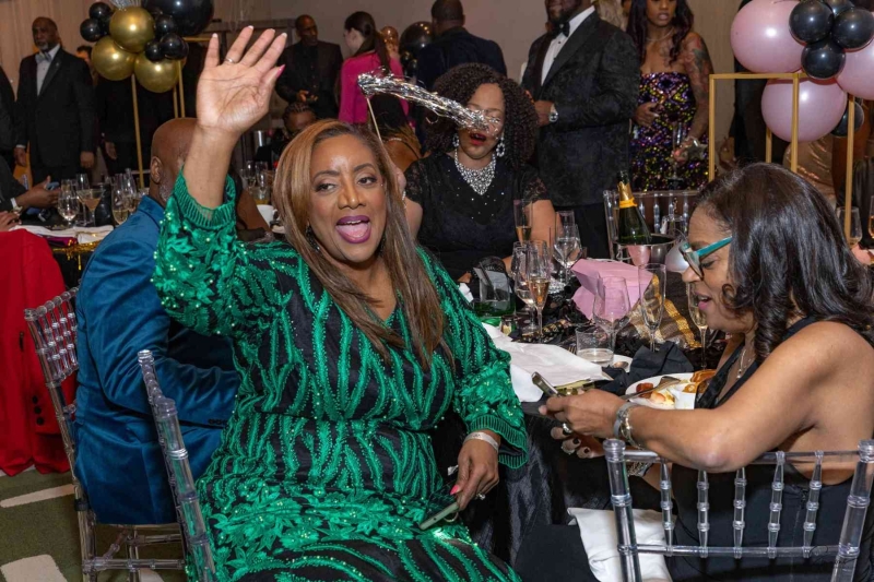 DIAMONDS-PEARLS_A-NYE-AFFAIR-2025-357