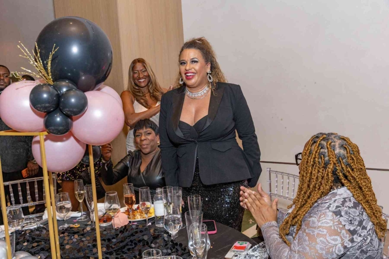 DIAMONDS-PEARLS_A-NYE-AFFAIR-2025-359