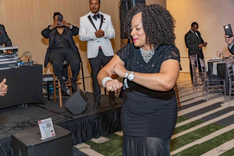 DIAMONDS-PEARLS_A-NYE-AFFAIR-2025-363