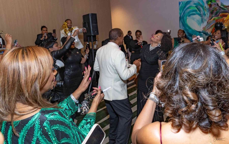 DIAMONDS-PEARLS_A-NYE-AFFAIR-2025-367