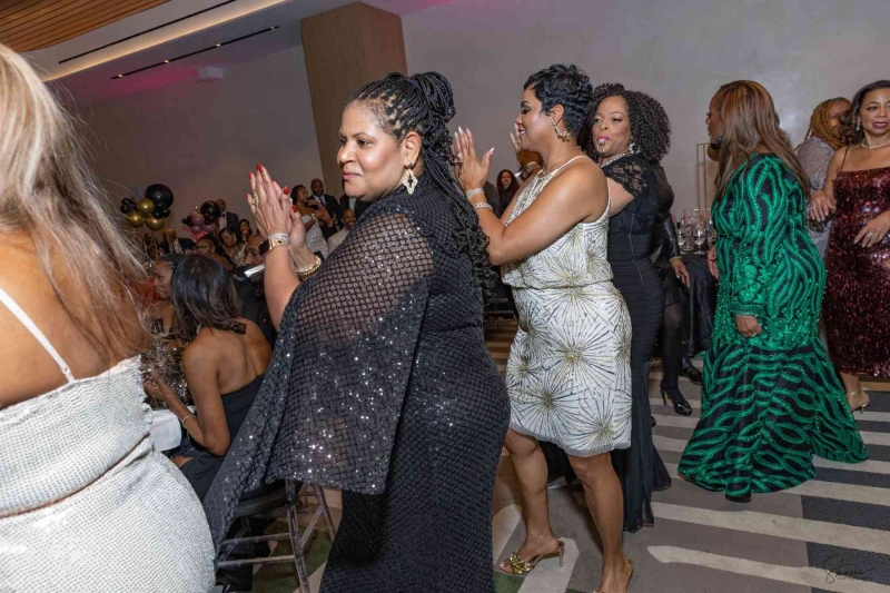 DIAMONDS-PEARLS_A-NYE-AFFAIR-2025-397