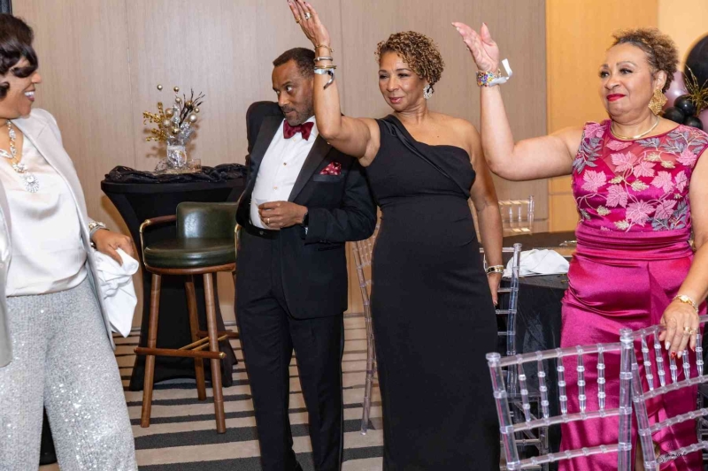 DIAMONDS-PEARLS_A-NYE-AFFAIR-2025-429