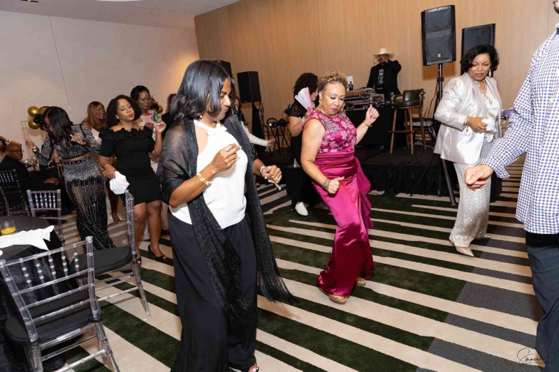 DIAMONDS-PEARLS_A-NYE-AFFAIR-2025-431