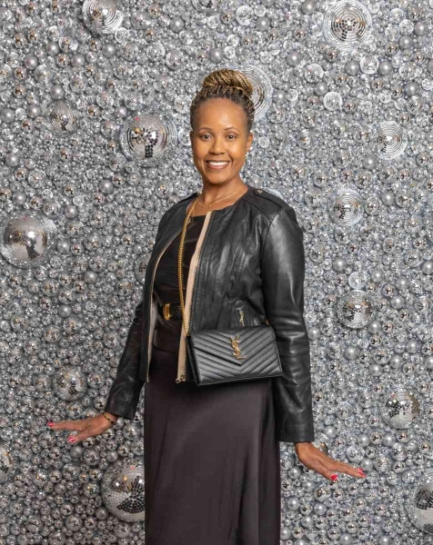 DIAMONDS-PEARLS_A-NYE-AFFAIR-2025-71