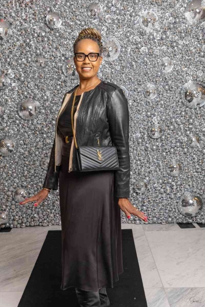 DIAMONDS-PEARLS_A-NYE-AFFAIR-2025-72