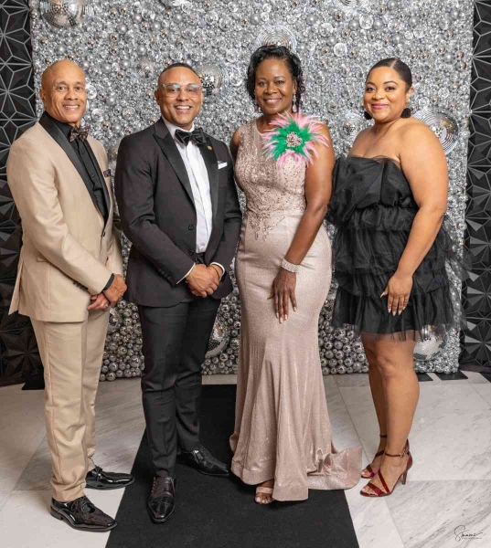 DIAMONDS-PEARLS_A-NYE-AFFAIR-2025-78