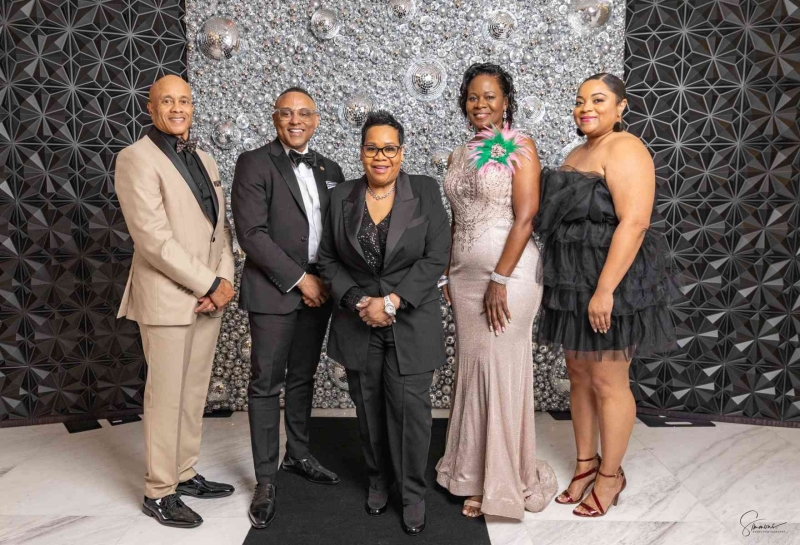 DIAMONDS-PEARLS_A-NYE-AFFAIR-2025-79