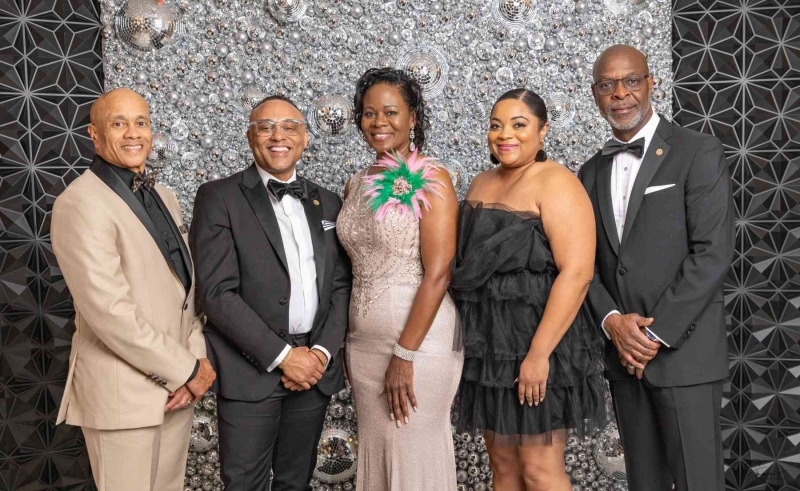 DIAMONDS-PEARLS_A-NYE-AFFAIR-2025-83