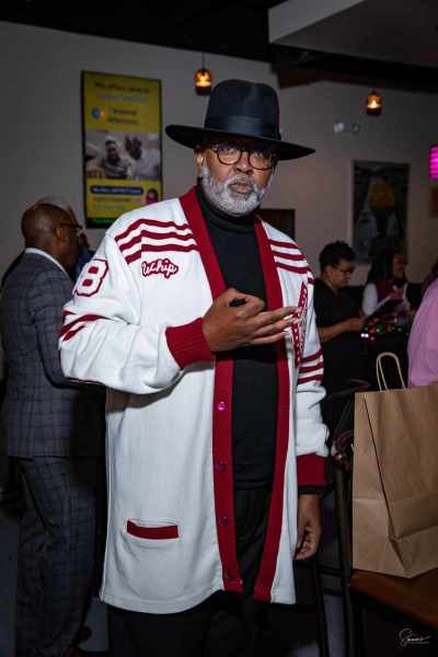 FRISCO-KAPPAS_AKAS-HOLIDAY-TOY-DRIVE-2O22-11