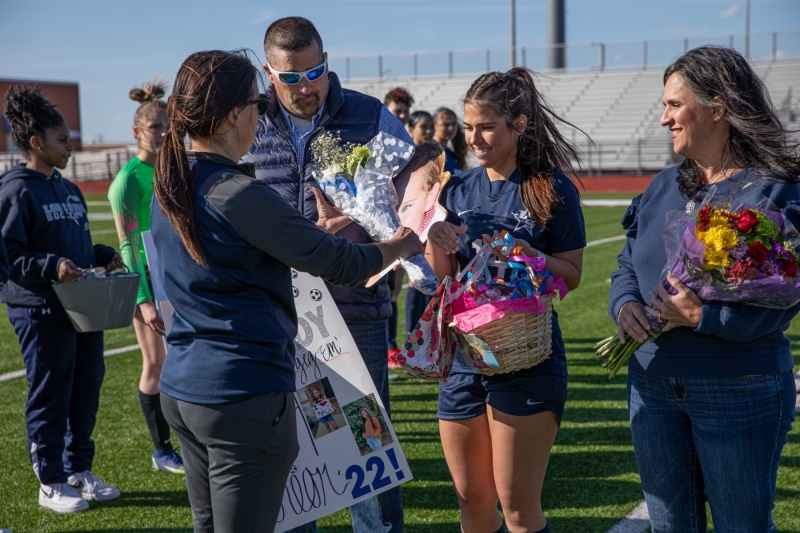 LSHS-GIRLS-VARSITY-SOCCER-SENIOR-NIGHT-10