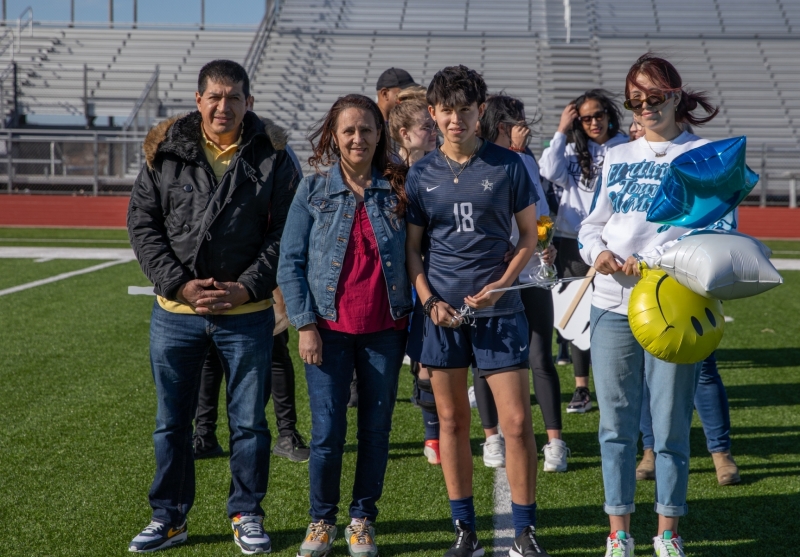 LSHS-GIRLS-VARSITY-SOCCER-SENIOR-NIGHT-11