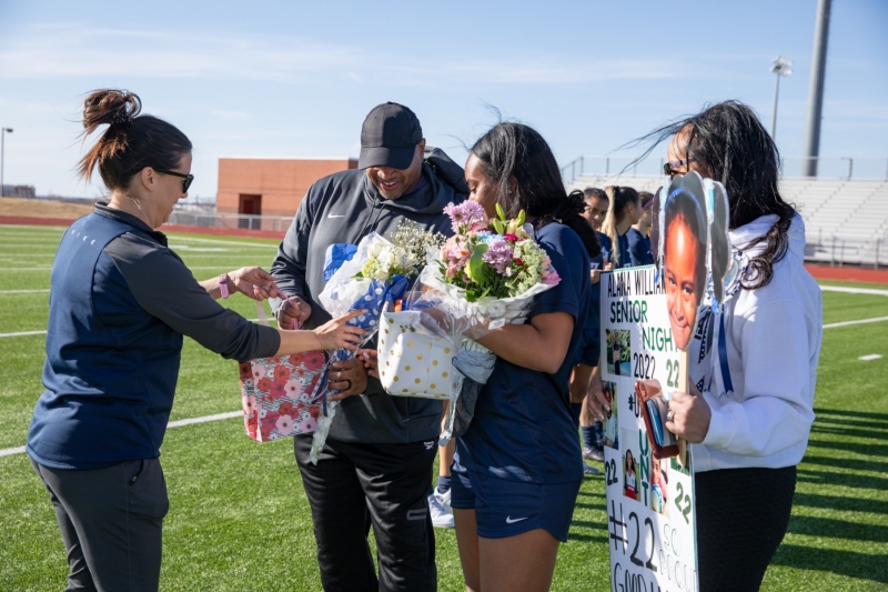 LSHS-GIRLS-VARSITY-SOCCER-SENIOR-NIGHT-14