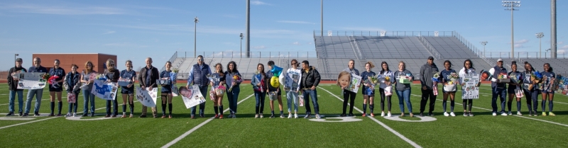 LSHS-GIRLS-VARSITY-SOCCER-SENIOR-NIGHT-17