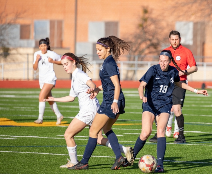 LSHS-GIRLS-VARSITY-SOCCER-SENIOR-NIGHT-38