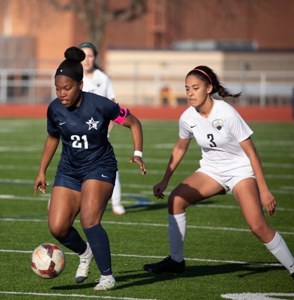 LSHS-GIRLS-VARSITY-SOCCER-SENIOR-NIGHT-40