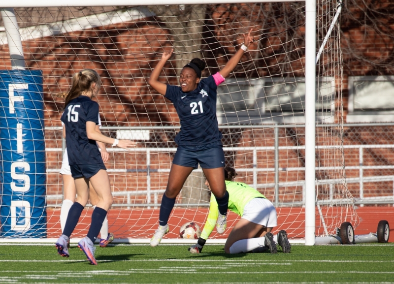 LSHS-GIRLS-VARSITY-SOCCER-SENIOR-NIGHT-46