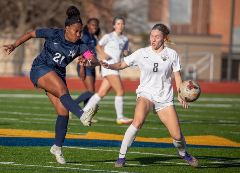 LSHS-GIRLS-VARSITY-SOCCER-SENIOR-NIGHT-47